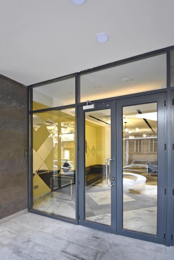 Home4You City Center Apartments Jerevan Buitenkant foto