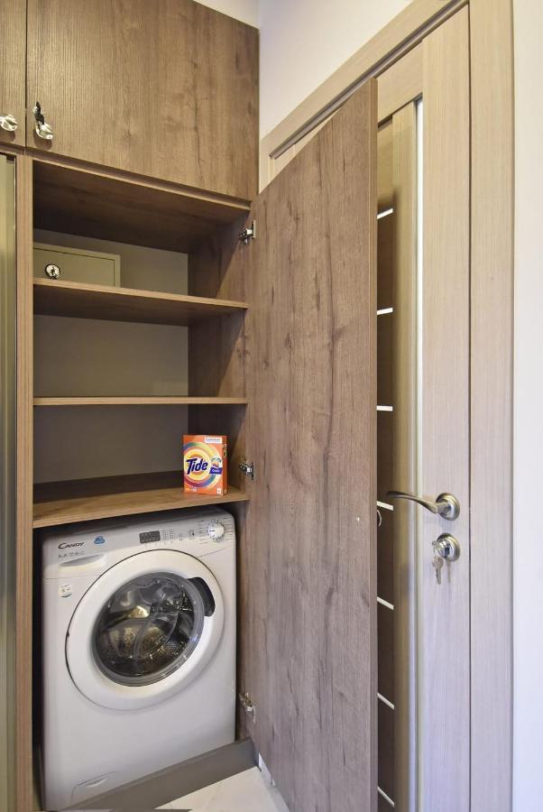 Home4You City Center Apartments Jerevan Buitenkant foto