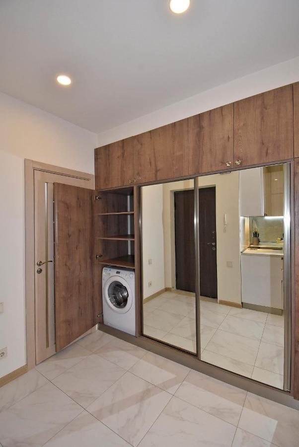 Home4You City Center Apartments Jerevan Buitenkant foto