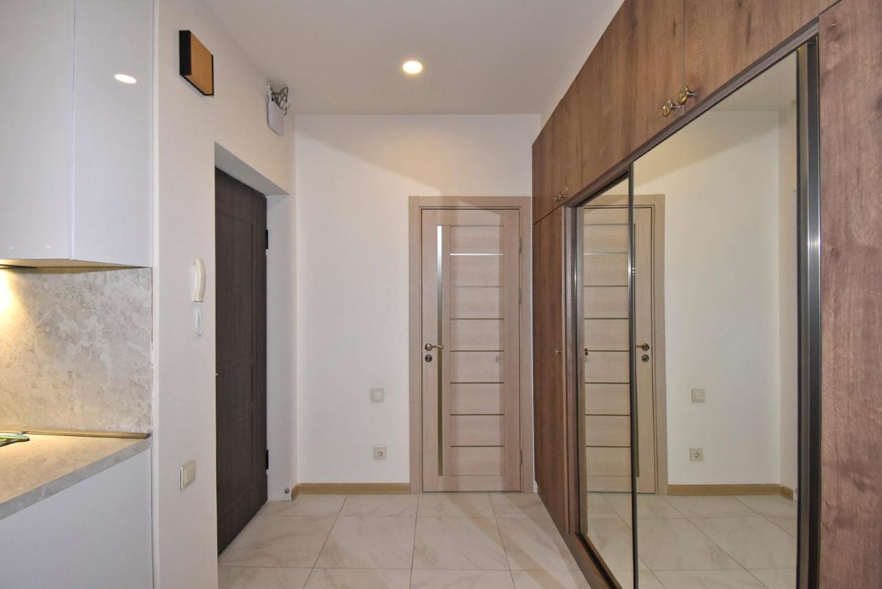 Home4You City Center Apartments Jerevan Buitenkant foto