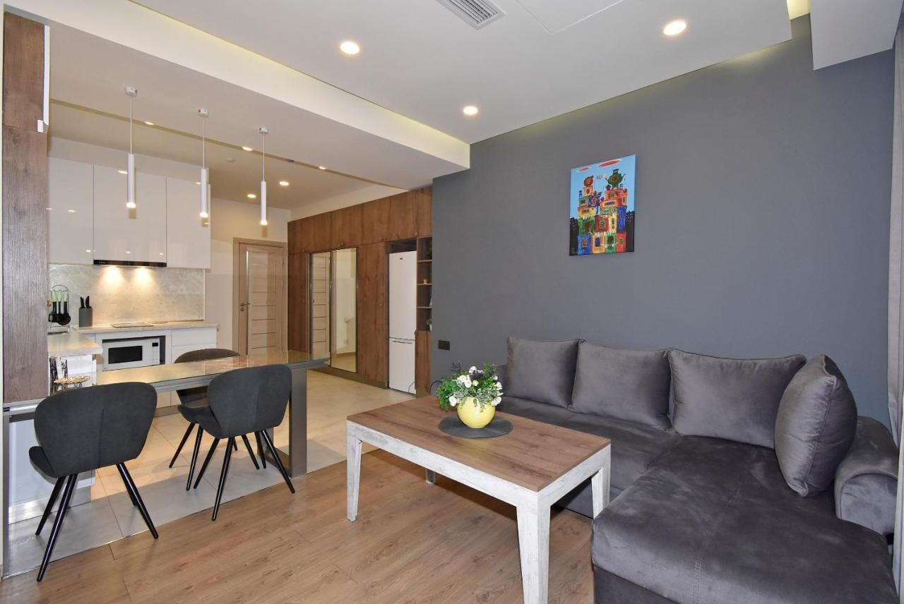 Home4You City Center Apartments Jerevan Buitenkant foto