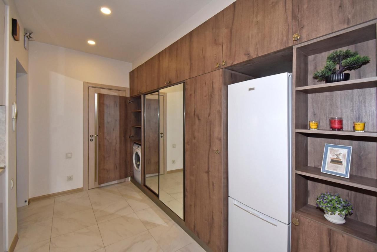 Home4You City Center Apartments Jerevan Buitenkant foto