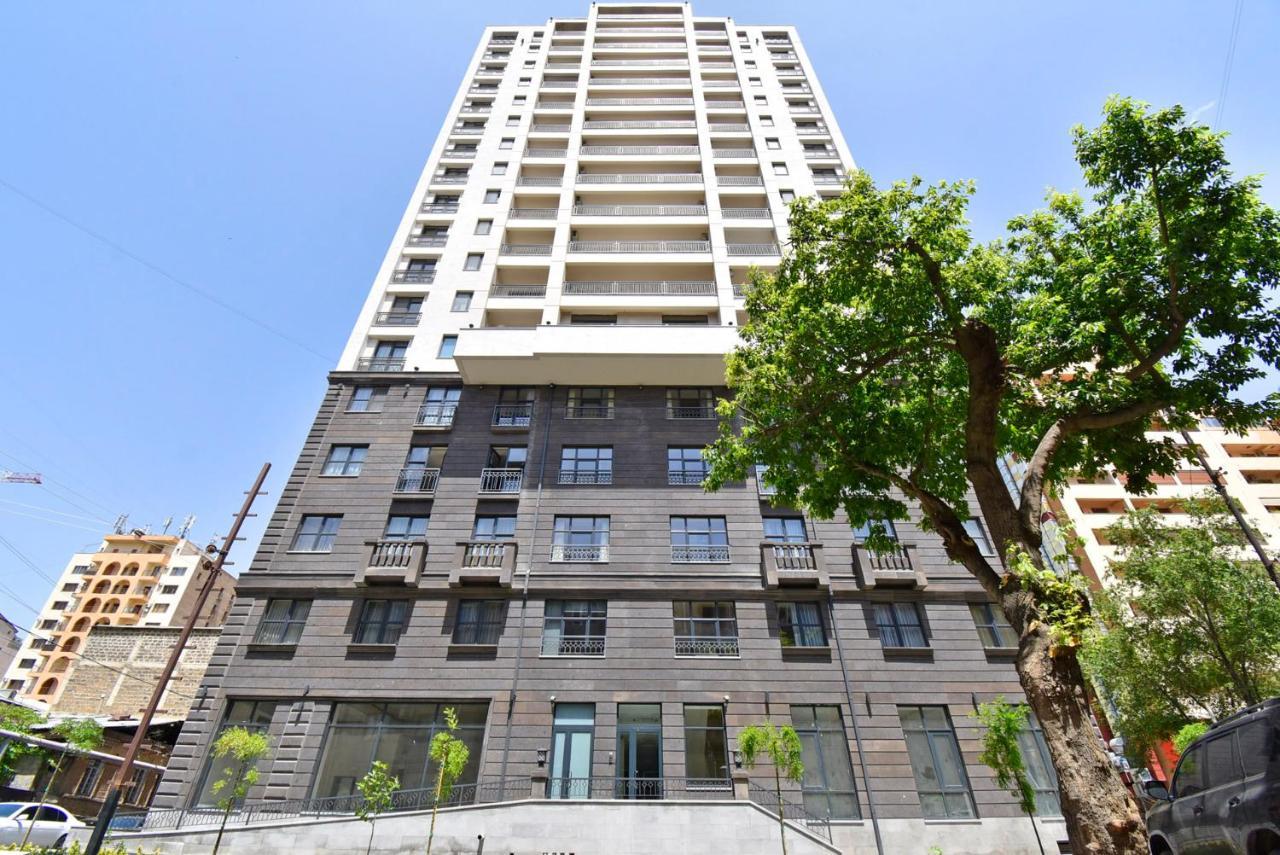 Home4You City Center Apartments Jerevan Buitenkant foto